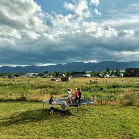 13652169_831097710359740_1170784795_n